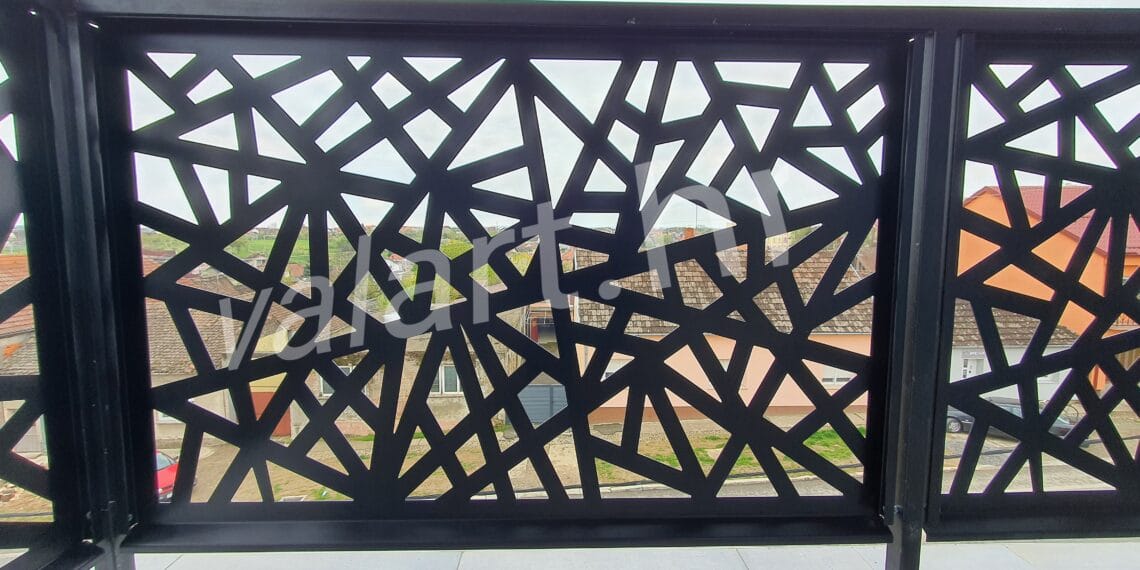 geometrijsk dizajn vanjska ograda metal