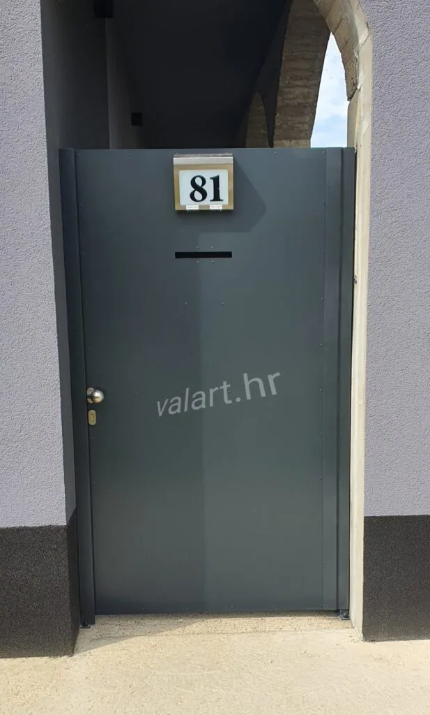 dvorišna vrata metalna simple