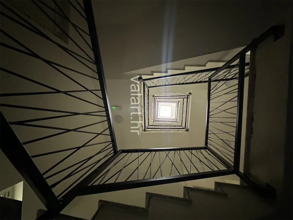 Unutarnje stubište geometrijsko