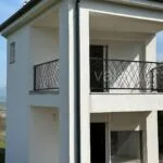 Zanimljiv moderan metalni dizajn balkon ograda