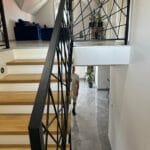 unutarnja metalna ograda dizajn geometrijski linijski stubište antracit u boji