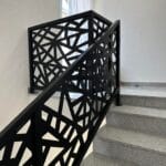 unutarnja metalna ograda dizajn geometrijski linijski stubište antracit u boji