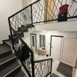 unutarnja metalna ograda dizajn geometrijski linijski stubište antracit u boji