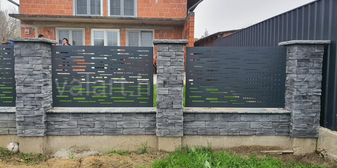 ograda vanjska metalna vodoravni uzorak