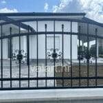 Jednostavna vanjska ograda ornament