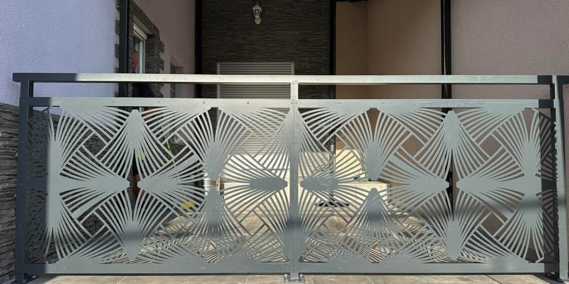 ograda vanjska geometrijski uzorak